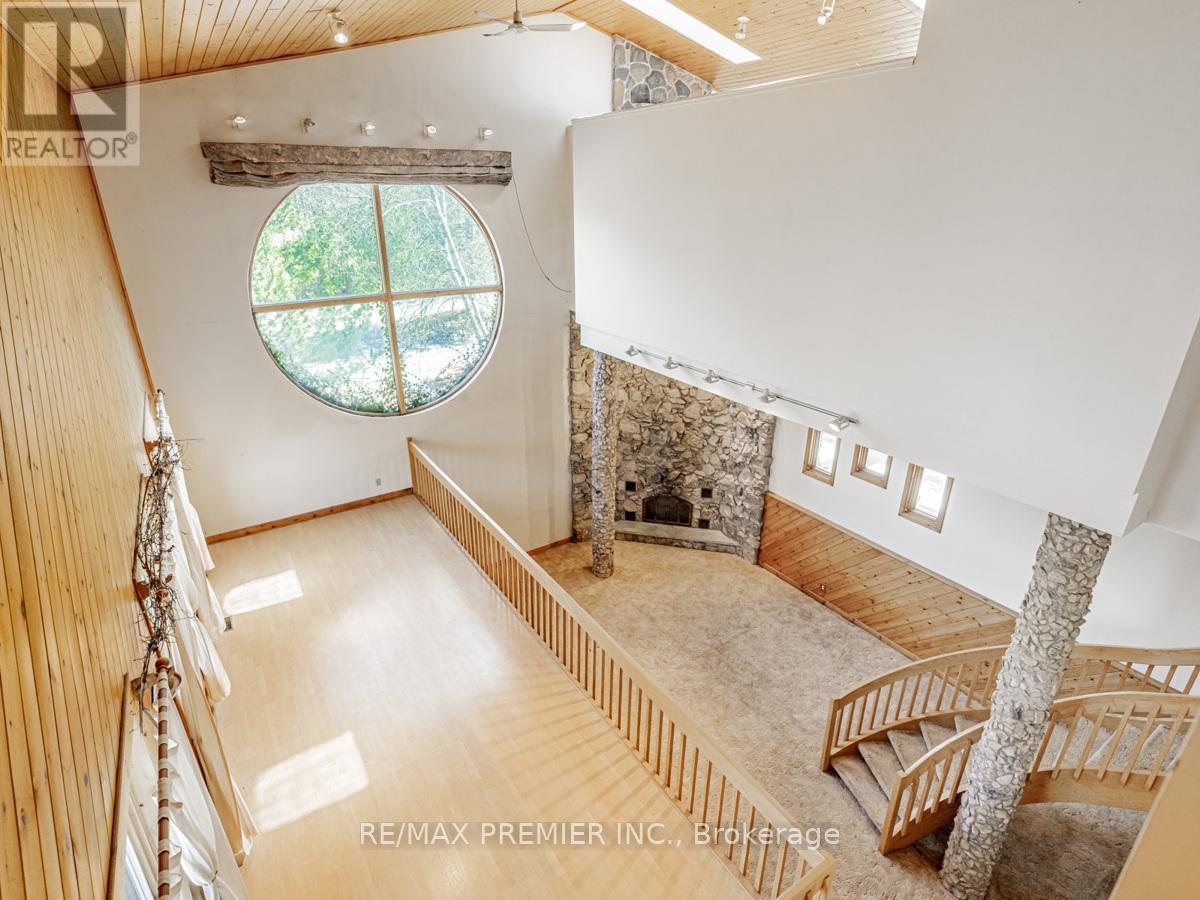 4282 Vivian Road, Whitchurch-Stouffville, ON - Indoor Photo Showing Other Room