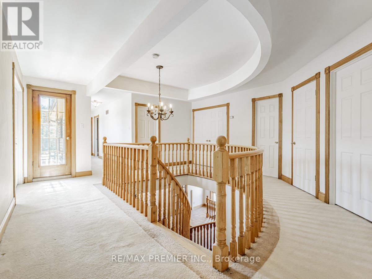 4282 Vivian Road, Whitchurch-Stouffville, ON - Indoor Photo Showing Other Room