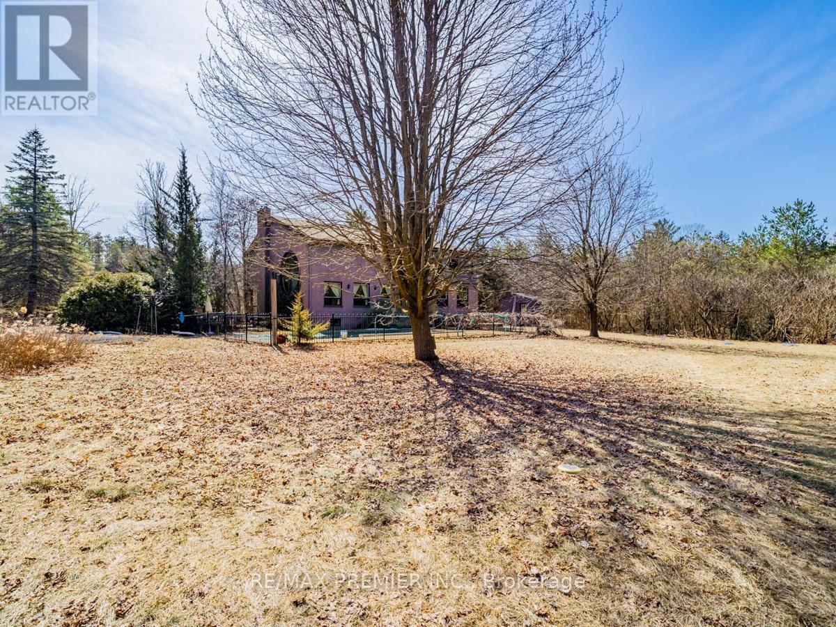 4282 Vivian Road, Whitchurch-Stouffville, ON - Outdoor