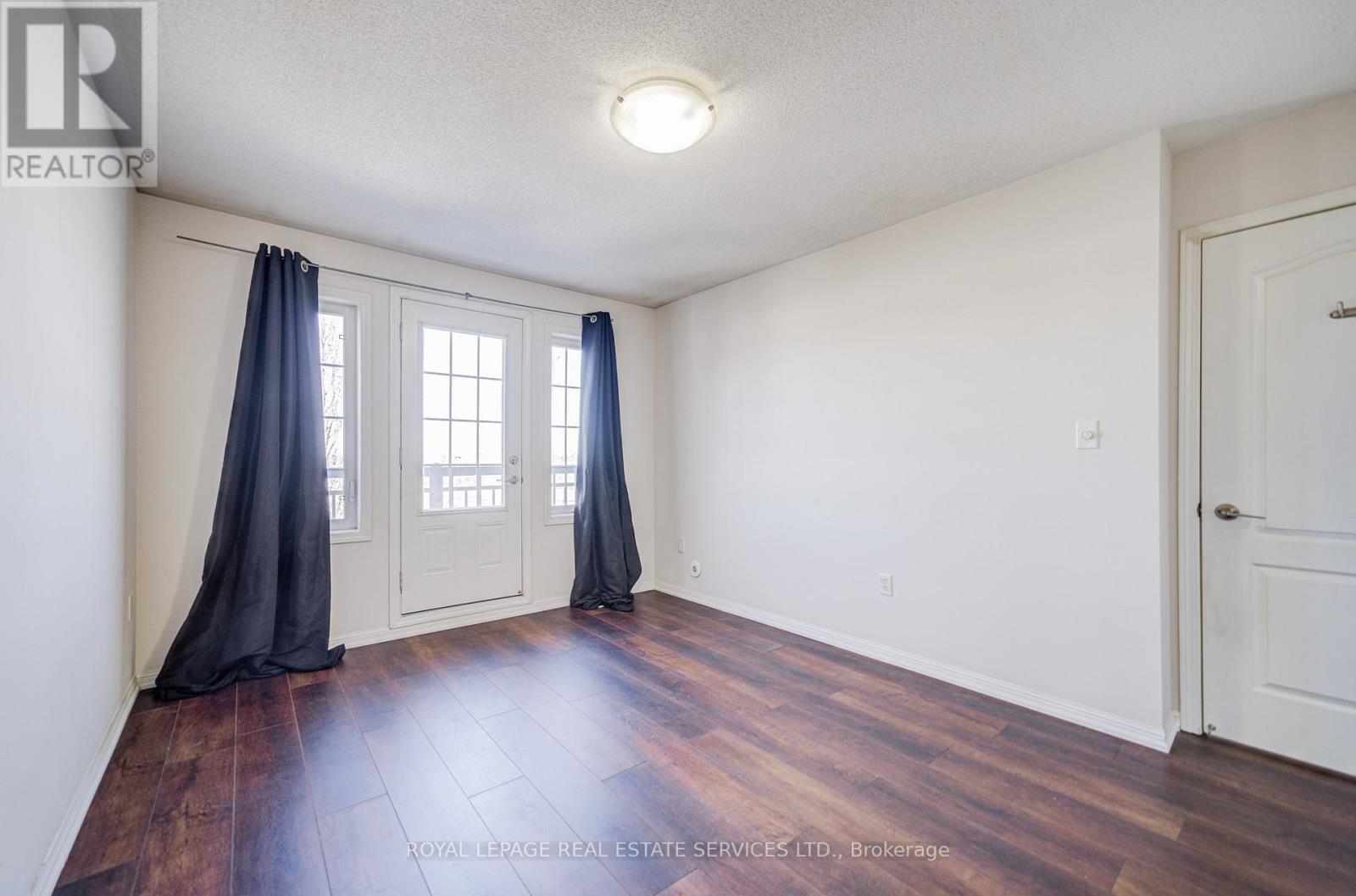 47 - 2614 Dashwood Drive, Oakville, ON - Indoor Photo Showing Other Room