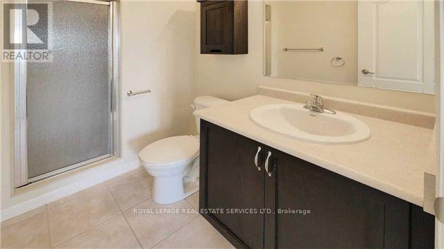 47 - 2614 Dashwood Drive, Oakville, ON - Indoor Photo Showing Bathroom