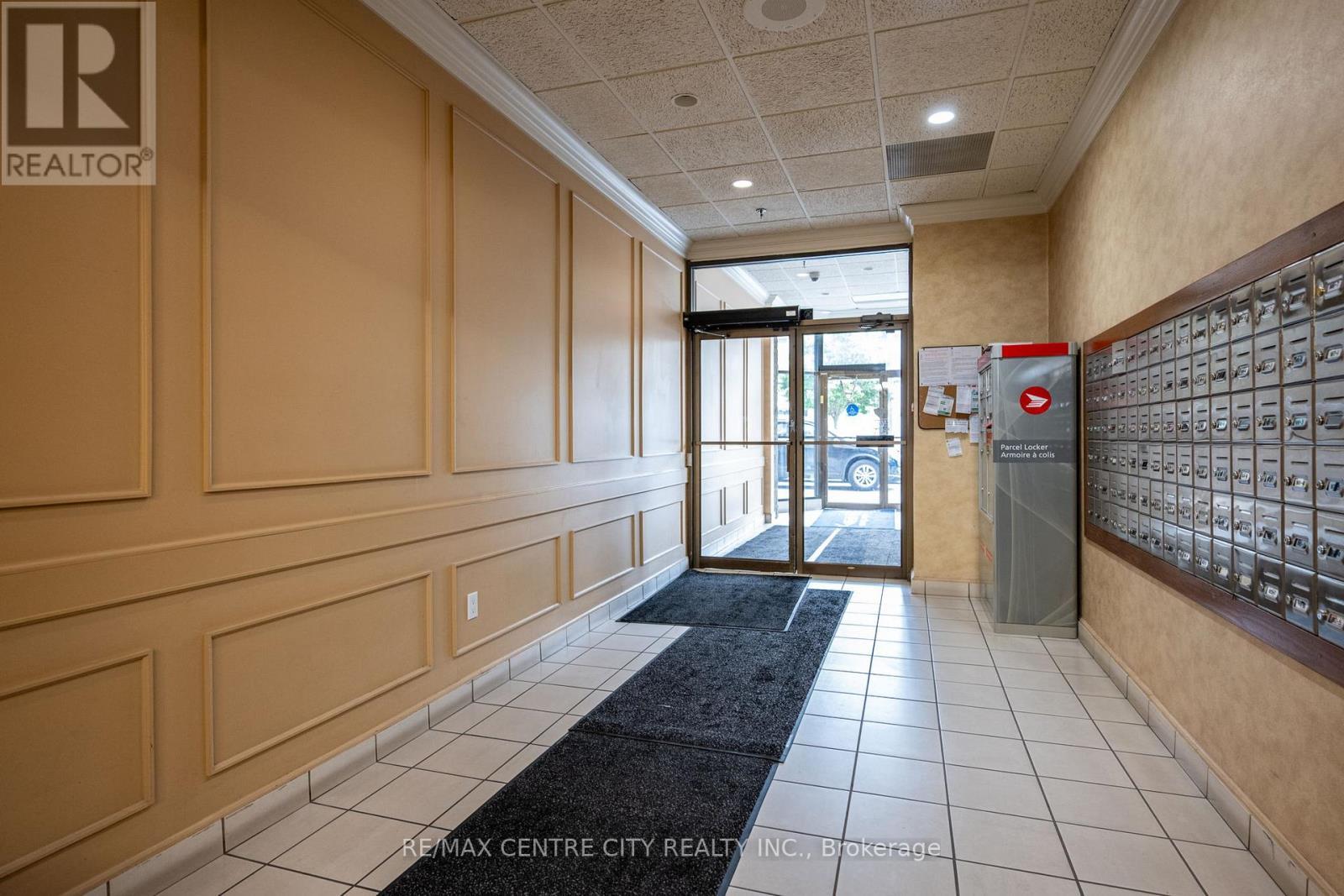 2108 - 389 Dundas Street E, London East (East K), ON - Indoor Photo Showing Other Room