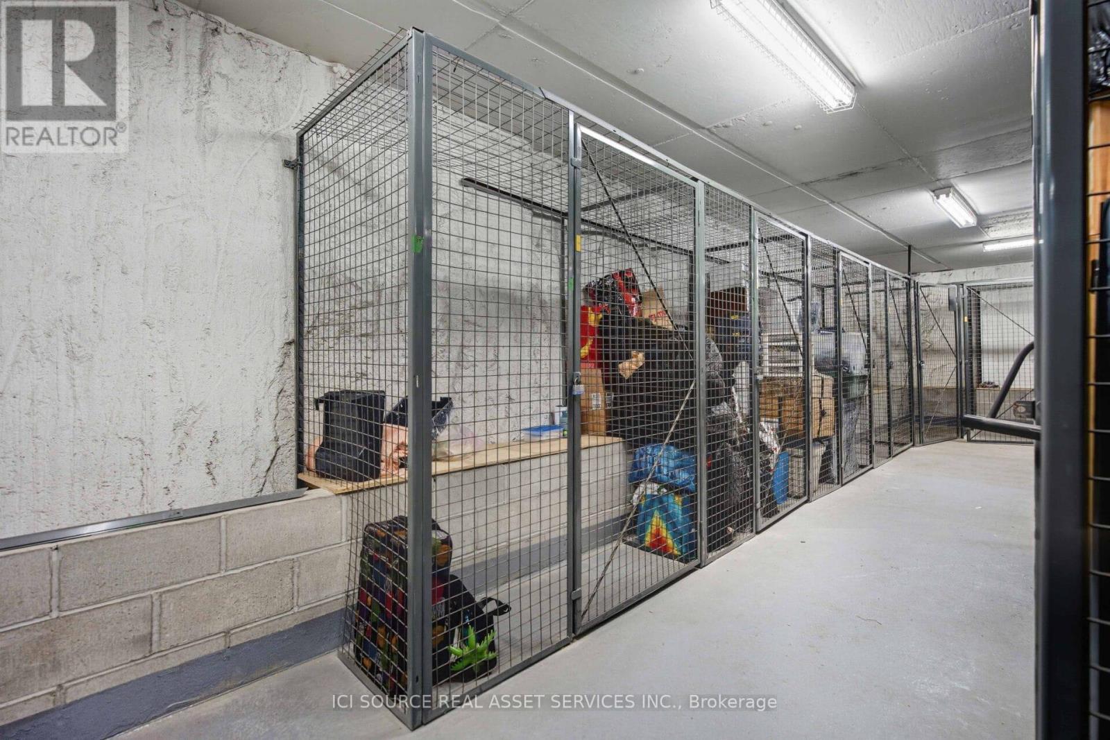 2206 - 40 Nepean Street, Ottawa, ON - Indoor With Storage