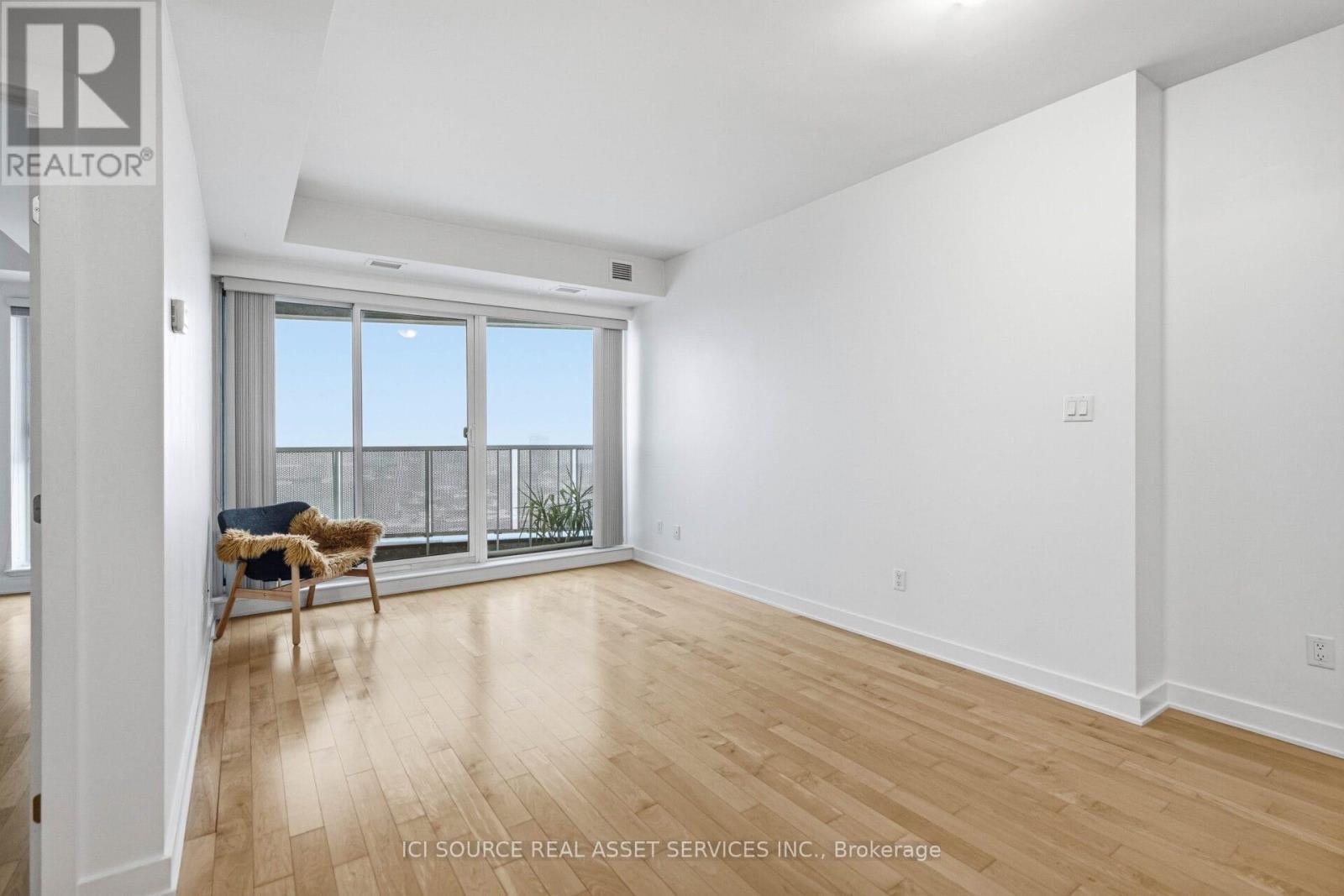 2206 - 40 Nepean Street, Ottawa, ON - Indoor Photo Showing Other Room