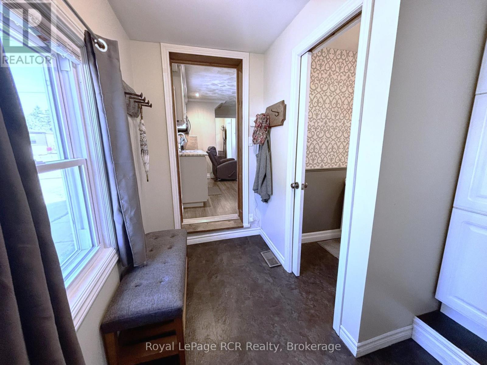 1198 2Nd Avenue W, Owen Sound, ON - Indoor