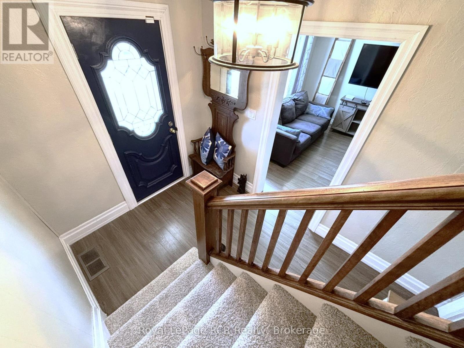 1198 2Nd Avenue W, Owen Sound, ON - Indoor Photo Showing Other Room