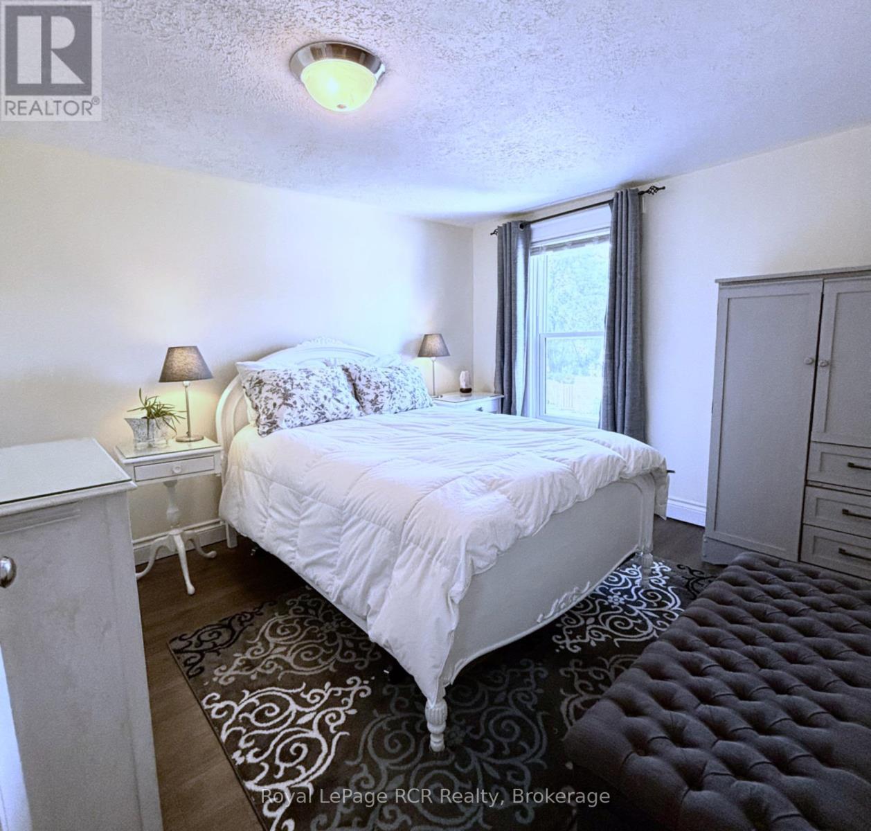 1198 2Nd Avenue W, Owen Sound, ON - Indoor Photo Showing Bedroom