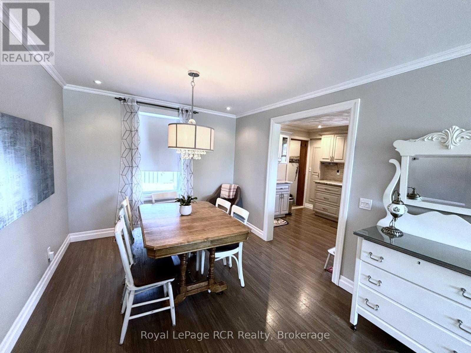 1198 2Nd Avenue W, Owen Sound, ON - Indoor Photo Showing Other Room