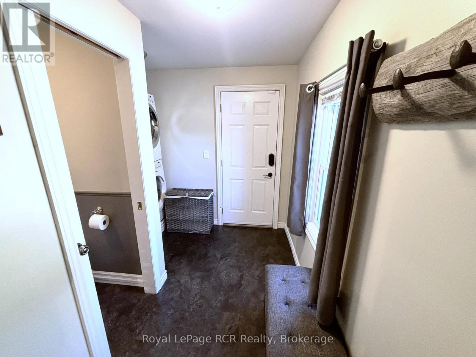 1198 2Nd Avenue W, Owen Sound, ON - Indoor Photo Showing Other Room