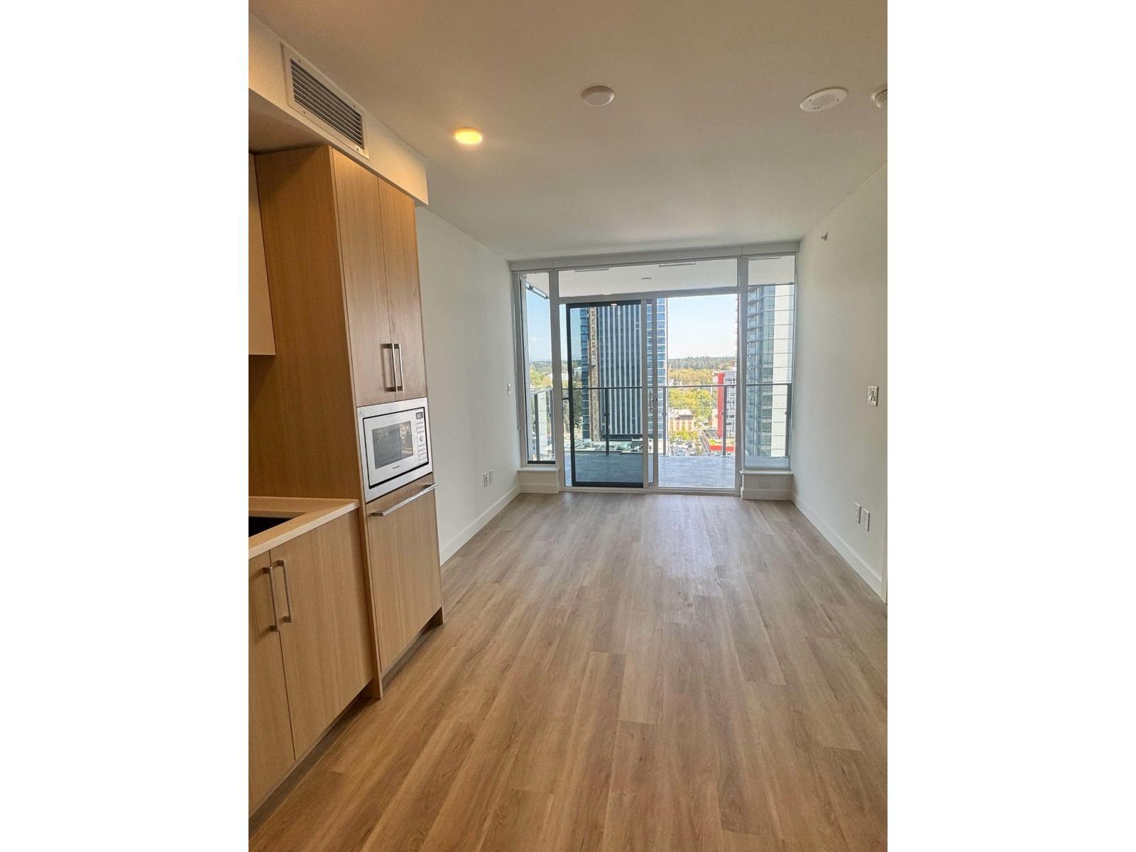 2008 9675 King George Boulevard, Surrey, BC - Indoor