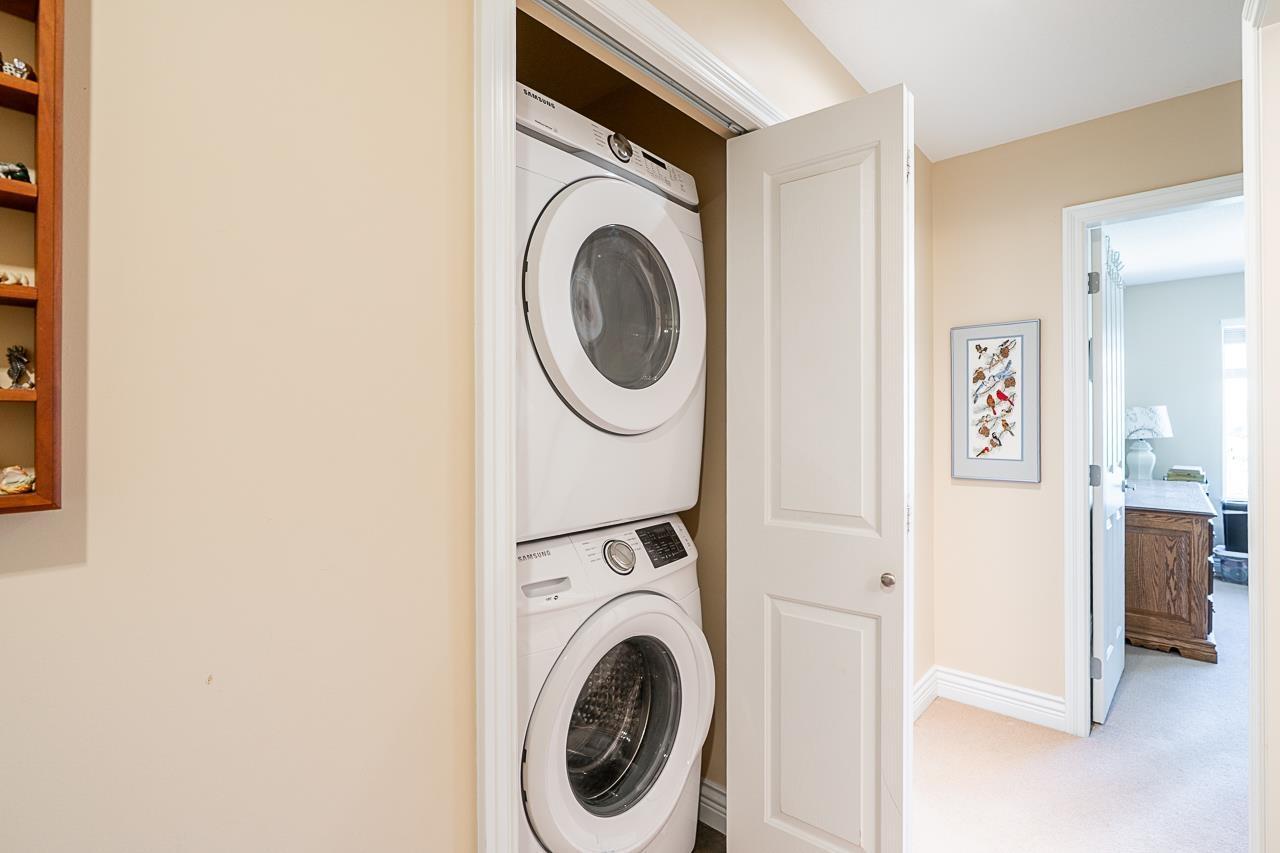 57 19330 69 Avenue, Surrey, BC - Indoor Photo Showing Laundry Room