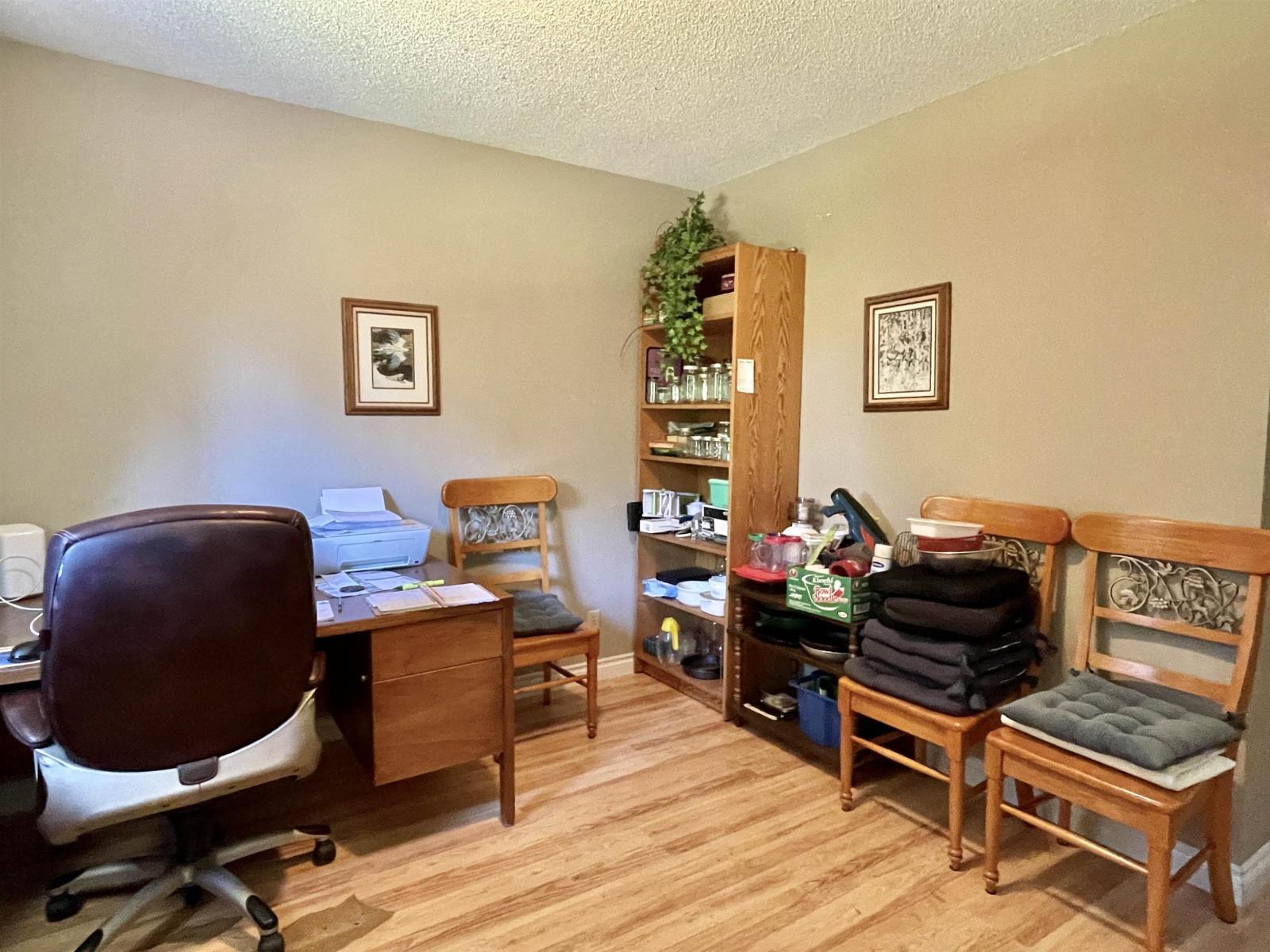 1421 129A Street, Surrey, BC - Indoor Photo Showing Office