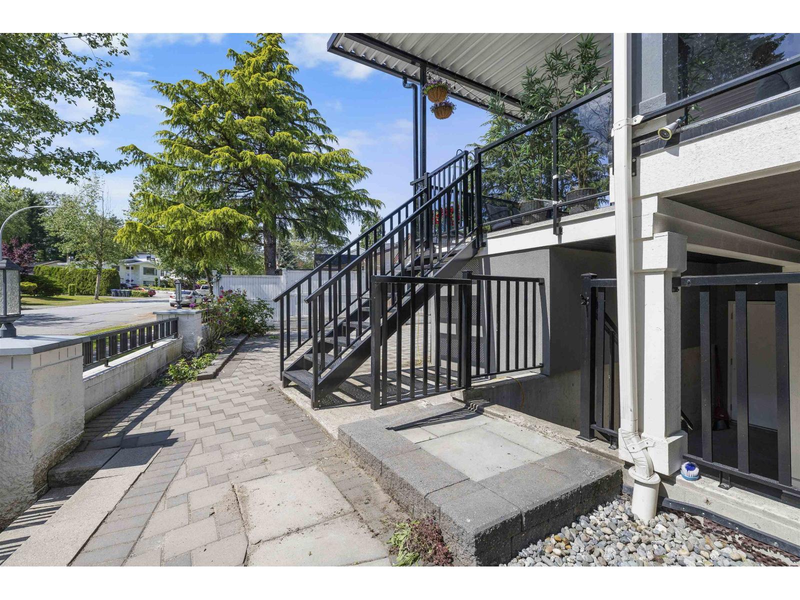 8671 Galway Crescent, Surrey, BC - Outdoor With Exterior