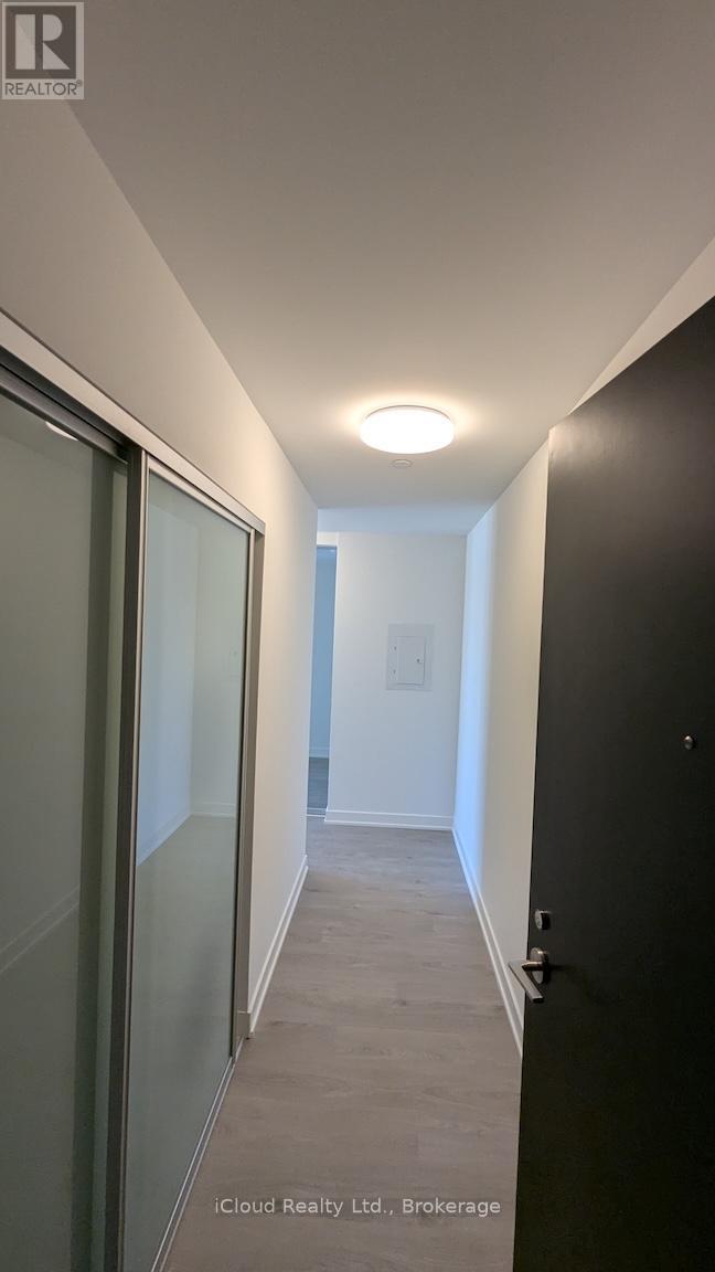 2414 - 120 Broadway Avenue E, Toronto, ON - Indoor Photo Showing Other Room