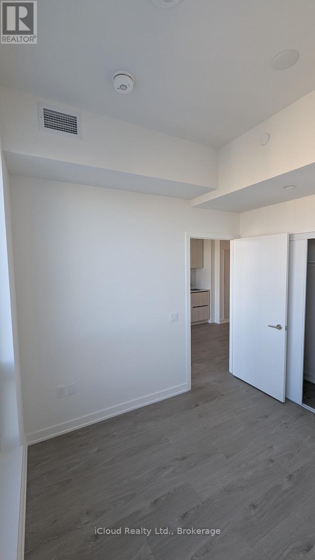 2414 - 120 Broadway Avenue E, Toronto, ON - Indoor Photo Showing Other Room