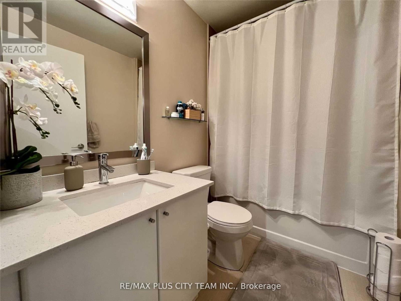 2501 - 33 Bay Street, Toronto, ON - Indoor Photo Showing Bathroom