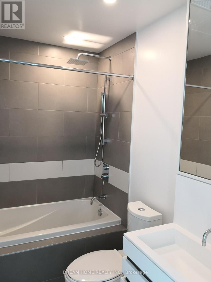 Bathroom - 2701 - 197 Yonge Street, Toronto, ON - Indoor Photo Showing Bathroom