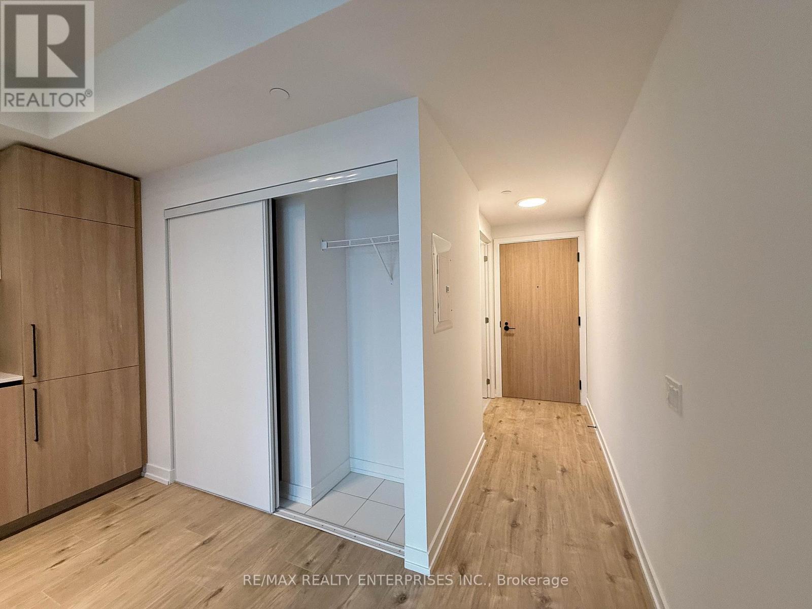 1714 - 35 Parliament Street, Toronto, ON - Indoor Photo Showing Other Room