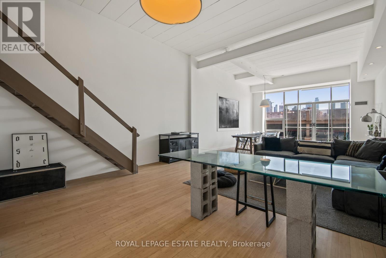 301 - 160 Baldwin Street, Toronto, ON - Indoor