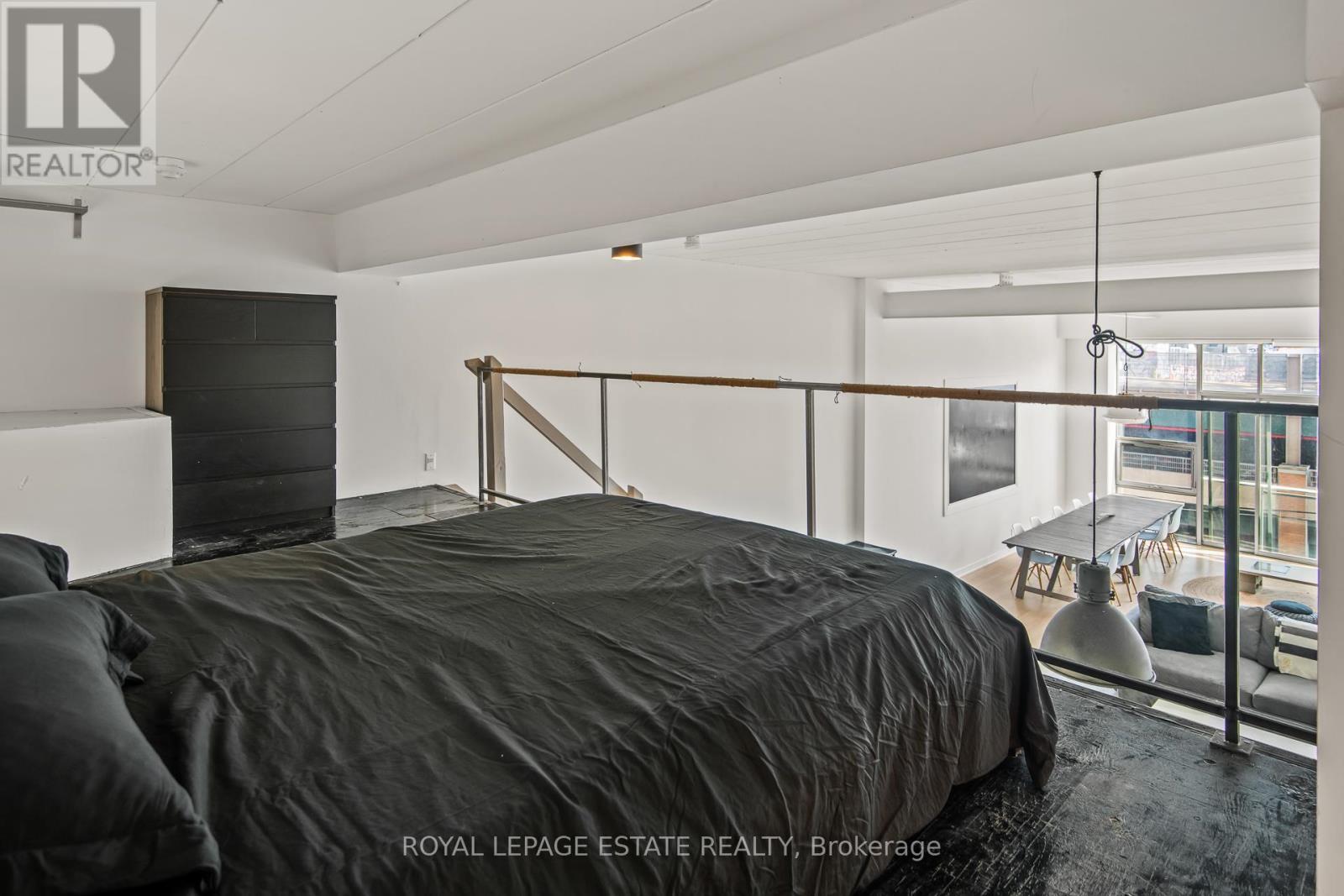 301 - 160 Baldwin Street, Toronto, ON - Indoor Photo Showing Bedroom