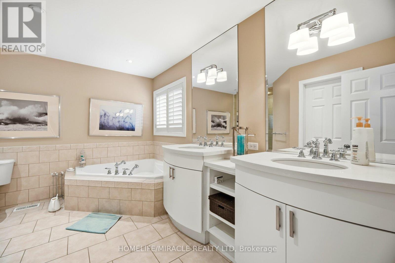 3 Galea Drive, Ajax, ON - Indoor Photo Showing Bathroom