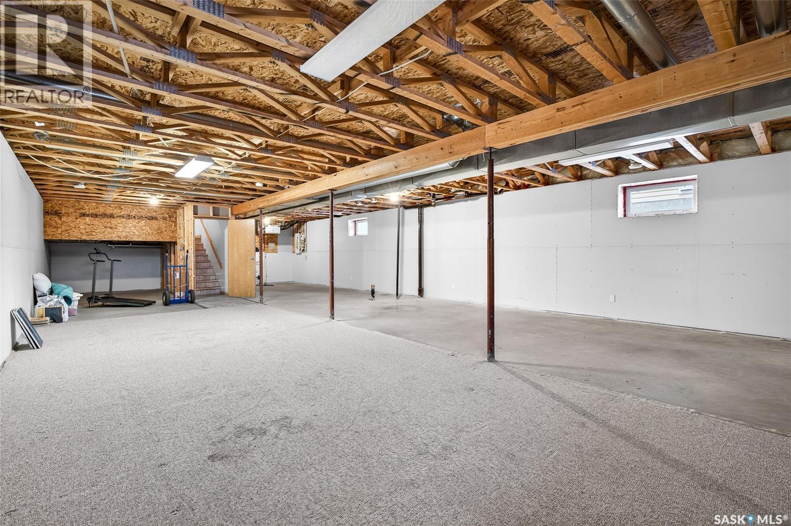 1 120 Athabasca Street W, Moose Jaw, SK - Indoor Photo Showing Basement