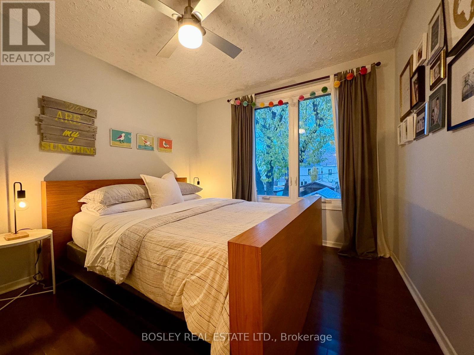 Main - 141 Booth Avenue, Toronto, ON - Indoor Photo Showing Bedroom
