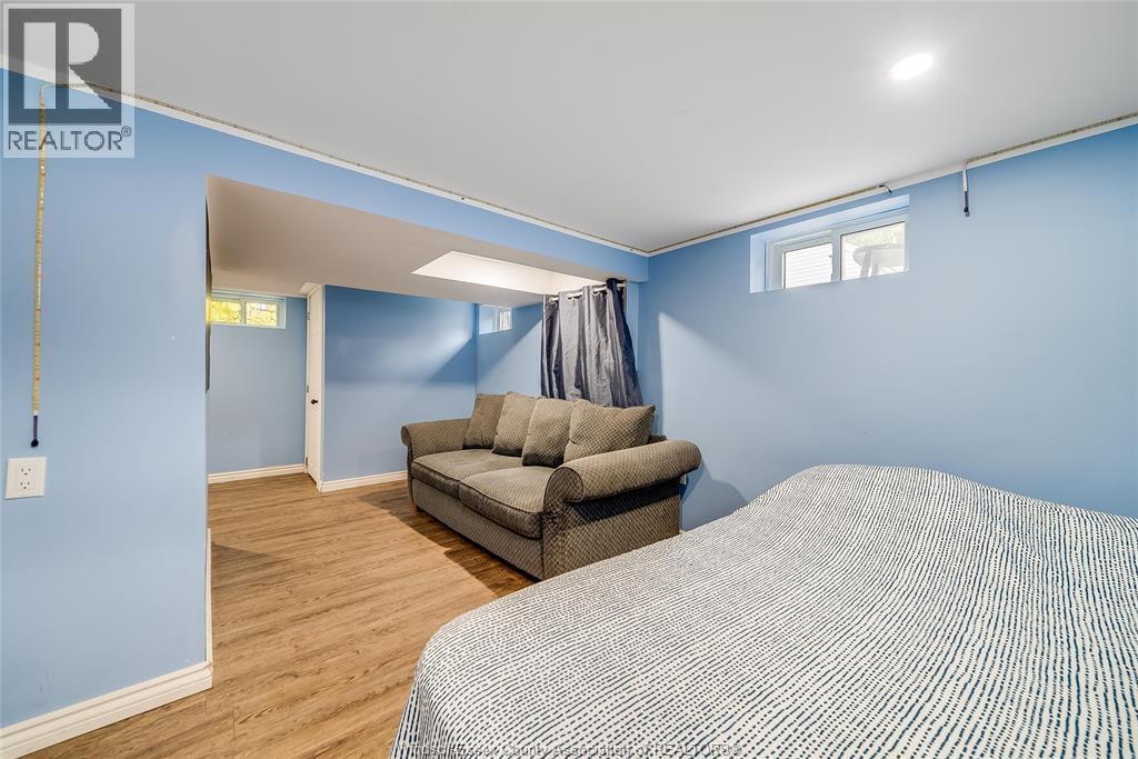 2362 Mercer, Windsor, ON - Indoor Photo Showing Bedroom