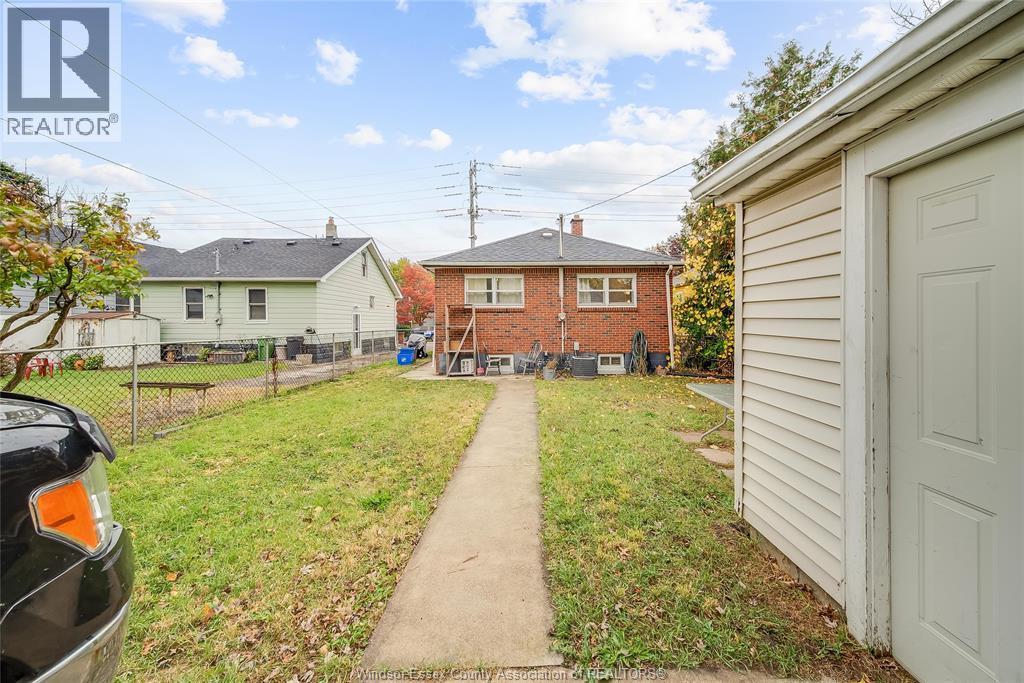 2362 Mercer, Windsor, ON - Outdoor