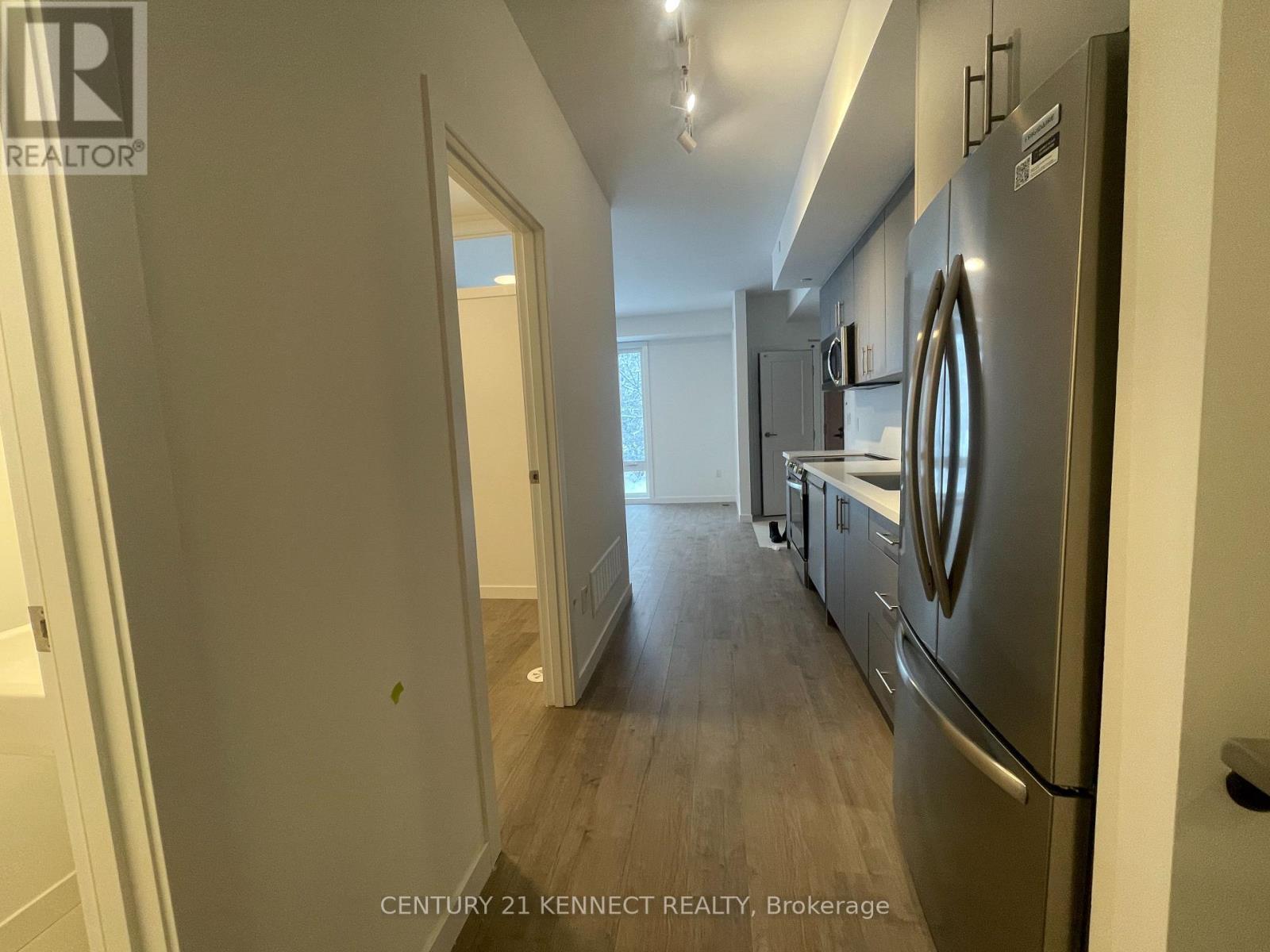 25 - 109 Marydale Avenue, Markham, ON - Indoor