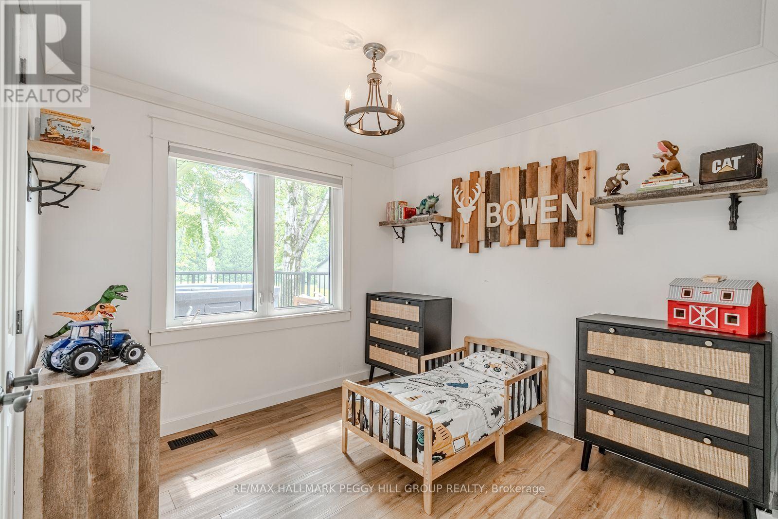2764 Fairgrounds Road, Severn, ON - Indoor Photo Showing Bedroom