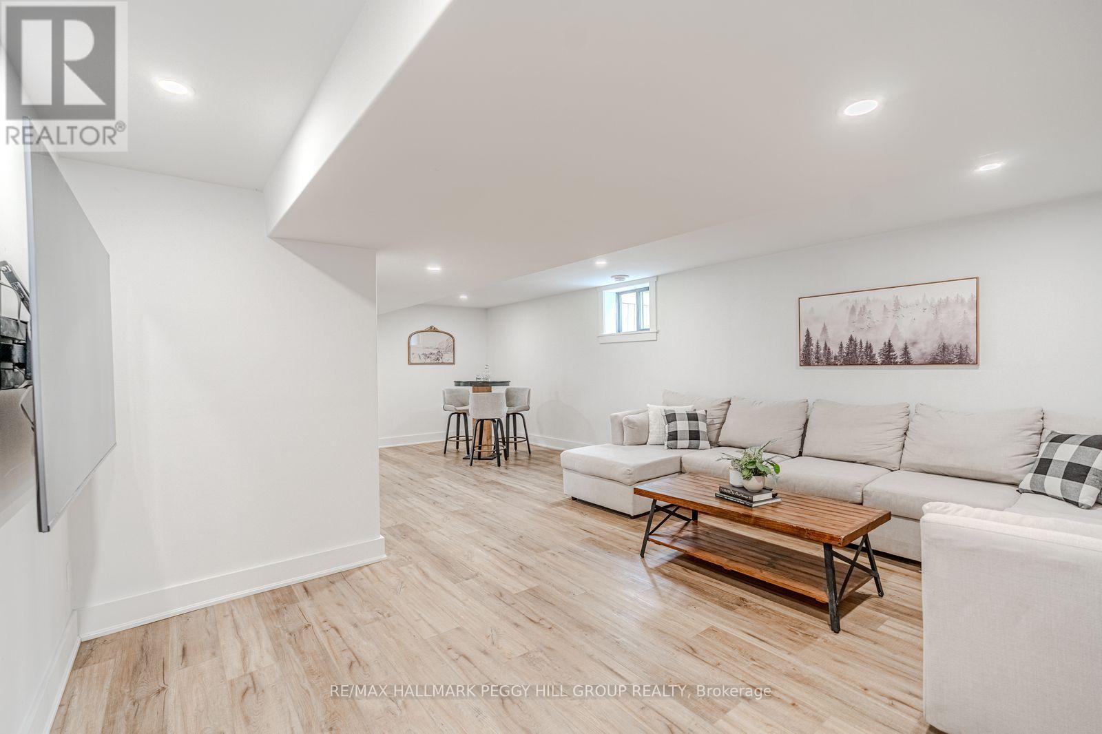 2764 Fairgrounds Road, Severn, ON - Indoor