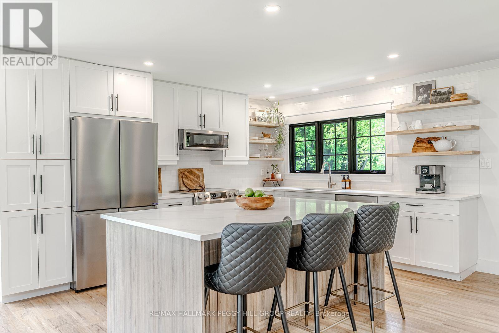 2764 Fairgrounds Road, Severn, ON - Indoor Photo Showing Kitchen With Stainless Steel Kitchen With Upgraded Kitchen