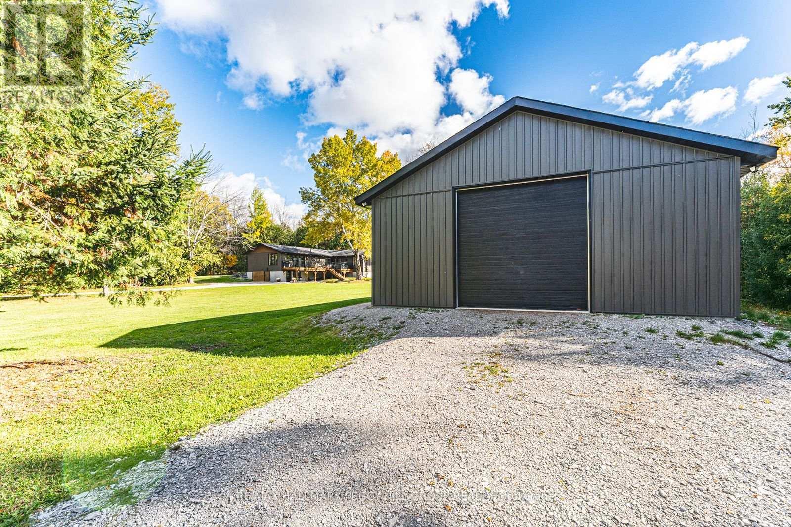2764 Fairgrounds Road, Severn, ON - Outdoor