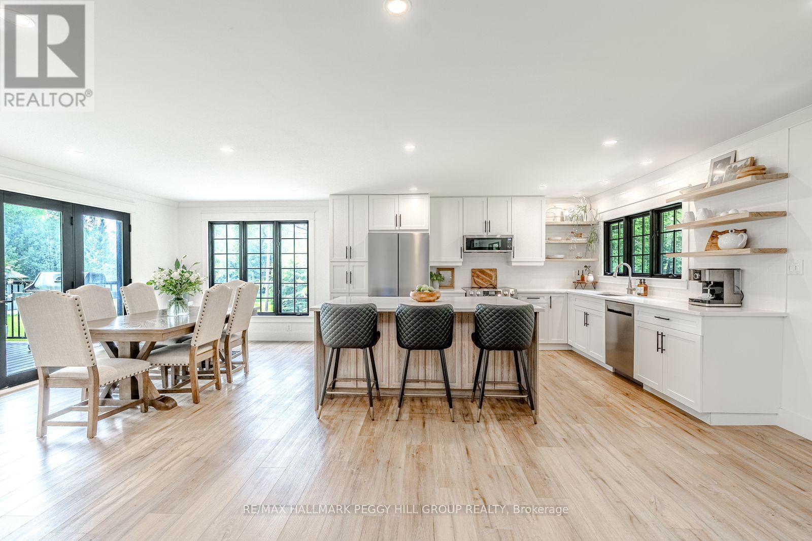 2764 Fairgrounds Road, Severn, ON - Indoor