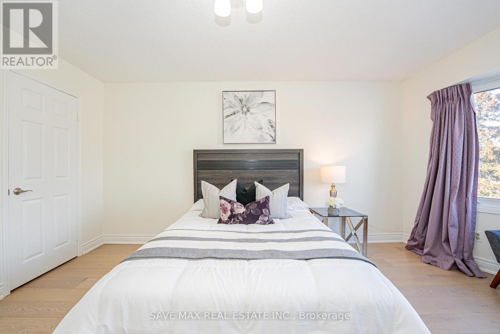 3068 Prentiss Road, Mississauga, ON - Indoor Photo Showing Bedroom