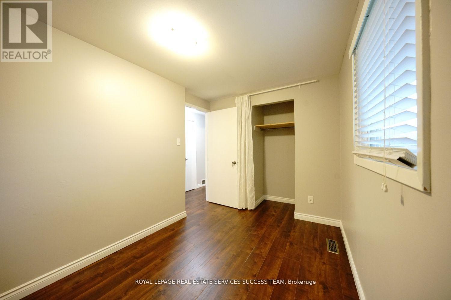 1355 Odessa Crescent, Oakville, ON - Indoor Photo Showing Other Room