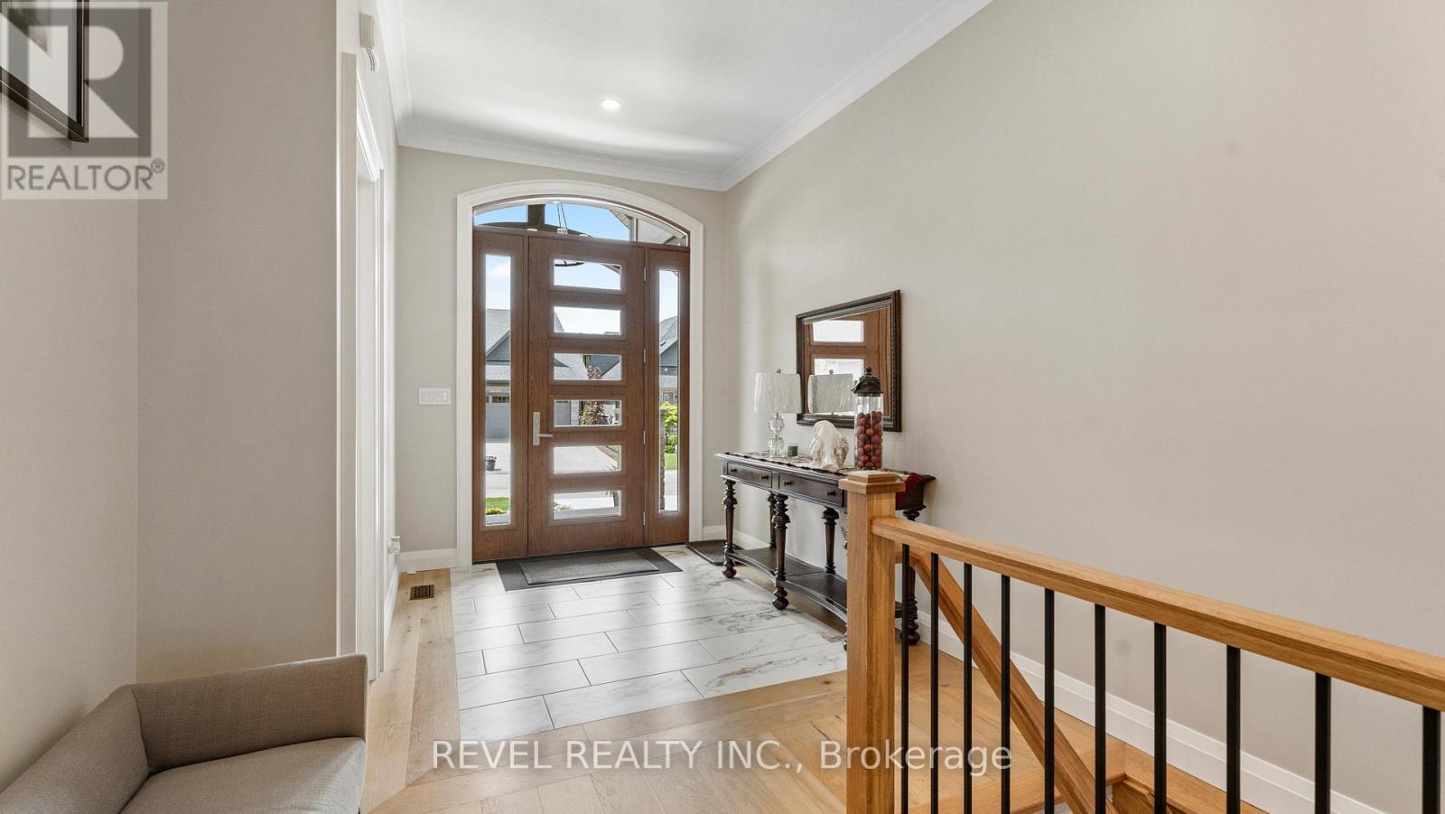 52 Beechnut Lane, Norfolk, ON - Indoor Photo Showing Other Room