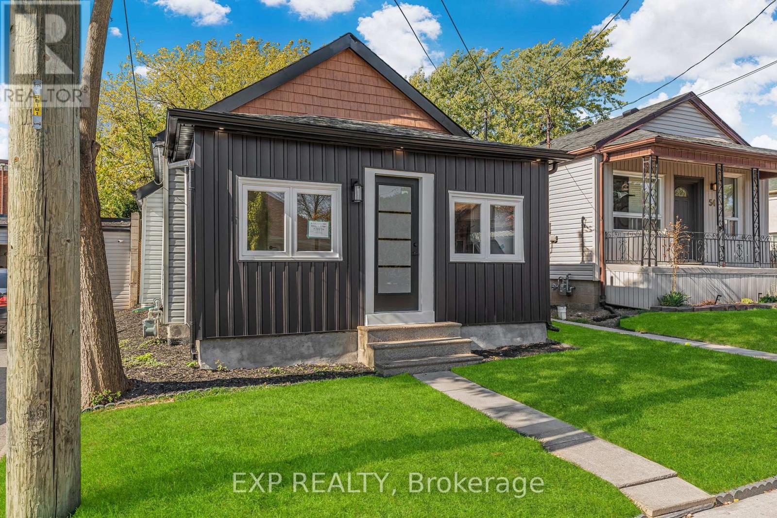 56 East 34Th Street, Hamilton, ON - Outdoor
