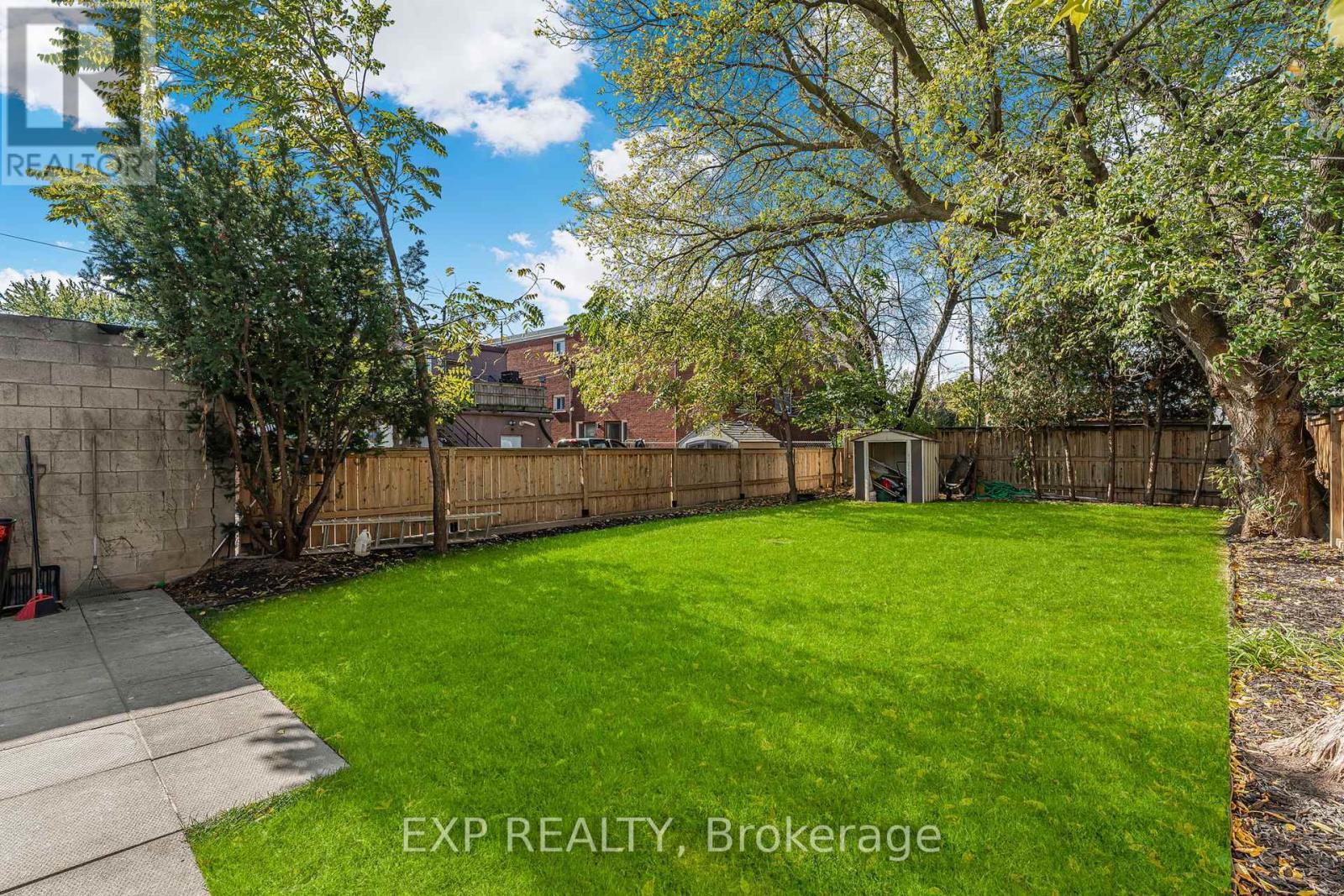 56 East 34Th Street, Hamilton, ON - Outdoor