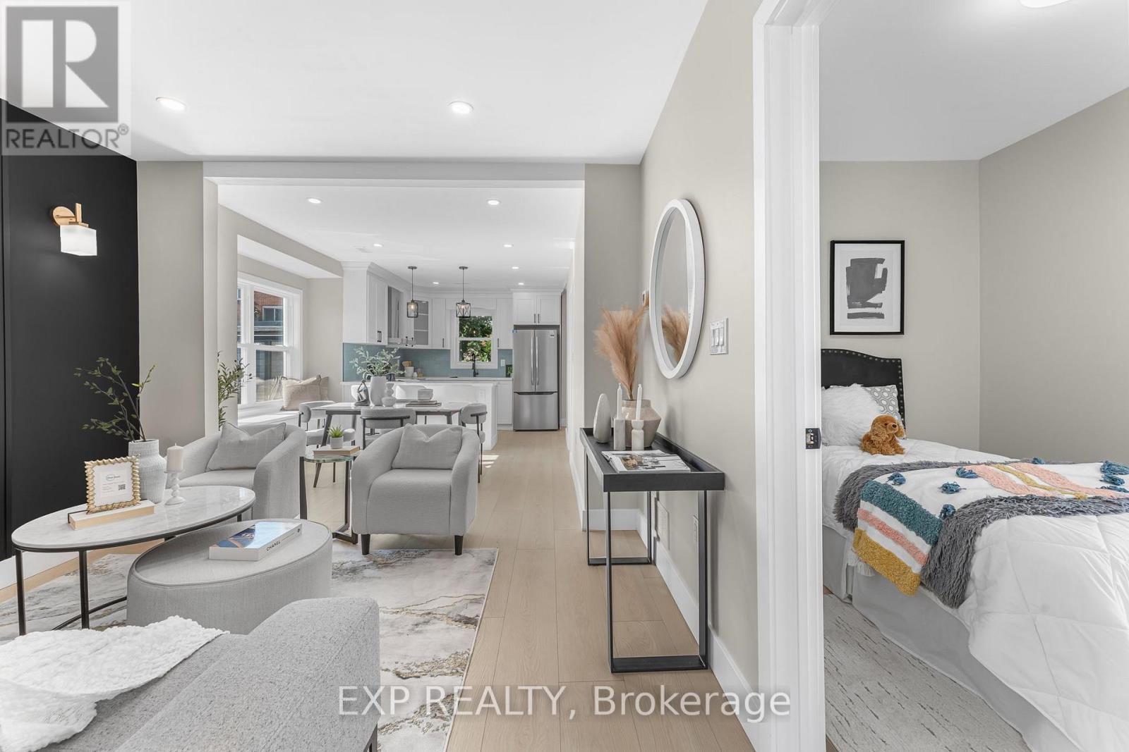 56 East 34Th Street, Hamilton, ON - Indoor