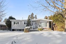 153 Rue Royale Châteauguay, QC J6J 3T7