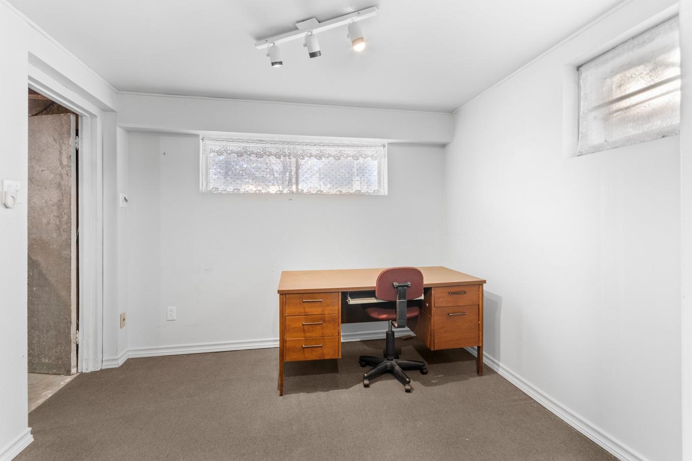 Office - 153 Rue Royale, Châteauguay, QC - Indoor