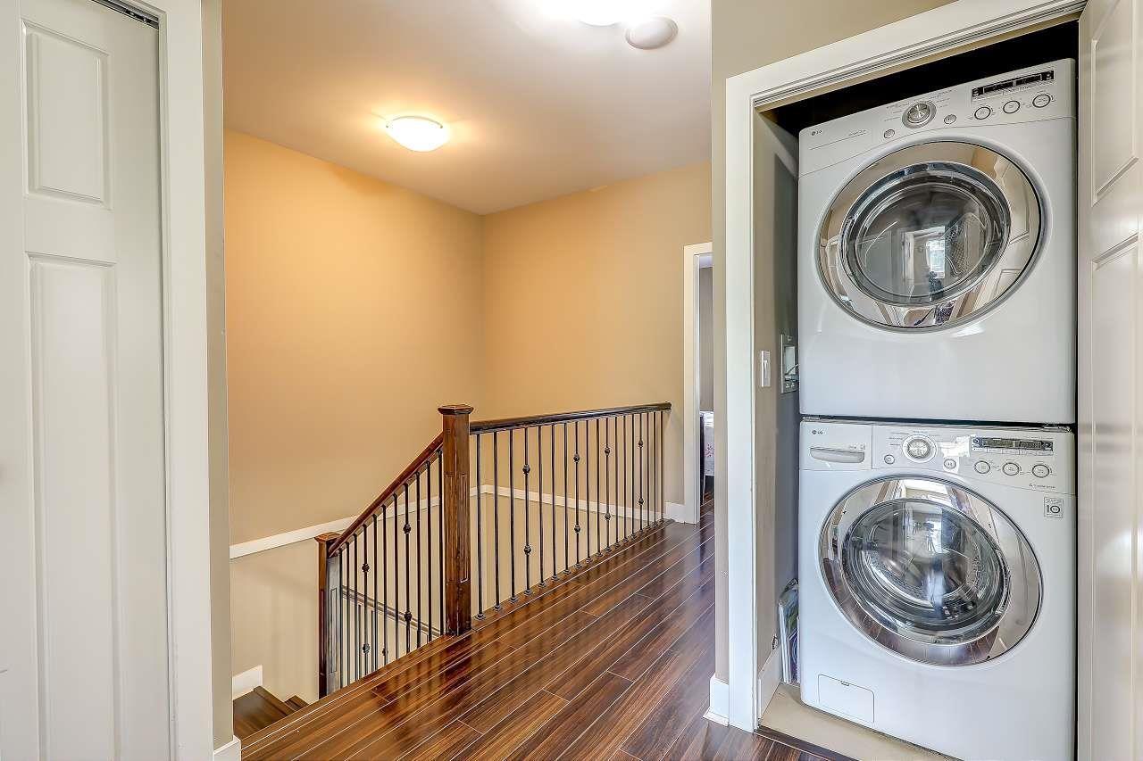 13987 64 Avenue, Surrey, BC - Indoor Photo Showing Laundry Room