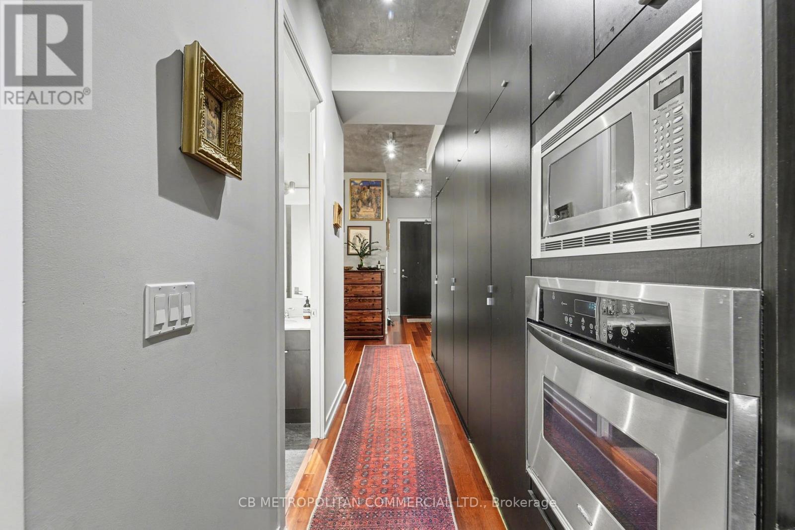 908 - 23 Brant Street, Toronto, ON - Indoor