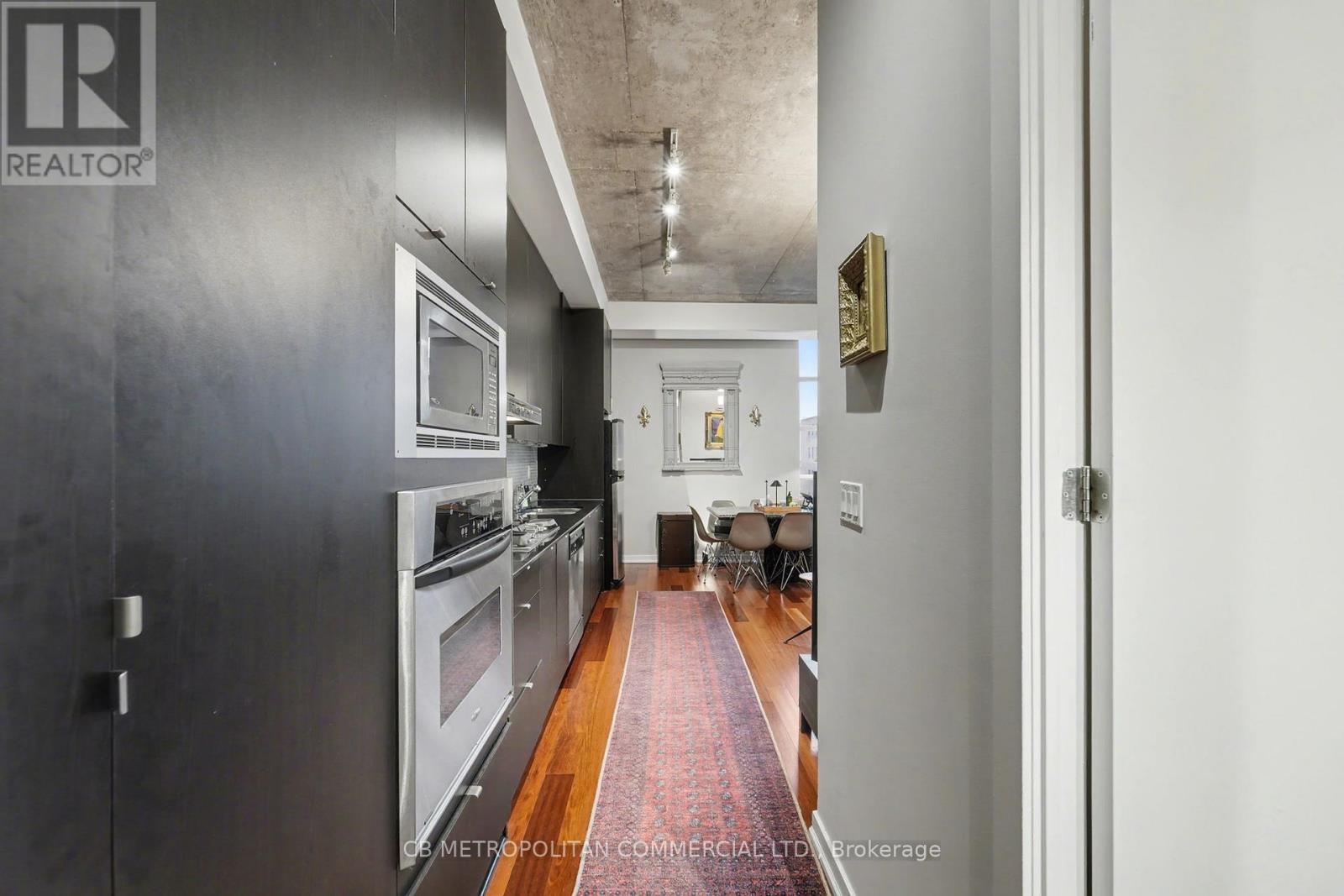 908 - 23 Brant Street, Toronto, ON - Indoor