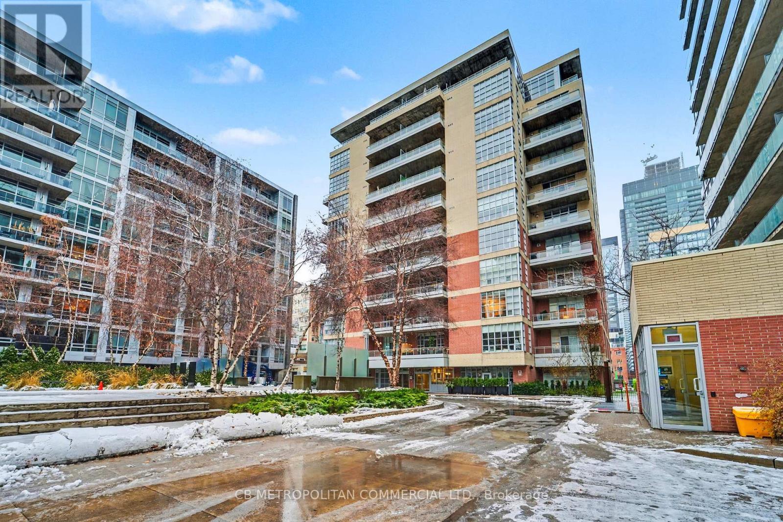 908 - 23 Brant Street, Toronto, ON - Outdoor With Facade
