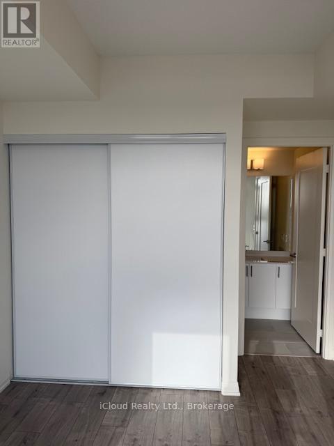 921 - 8960 Jane Street, Vaughan, ON - Indoor Photo Showing Other Room