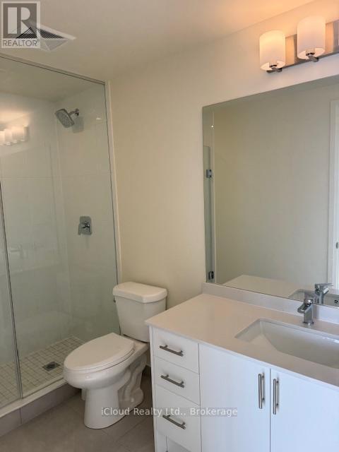 921 - 8960 Jane Street, Vaughan, ON - Indoor Photo Showing Bathroom