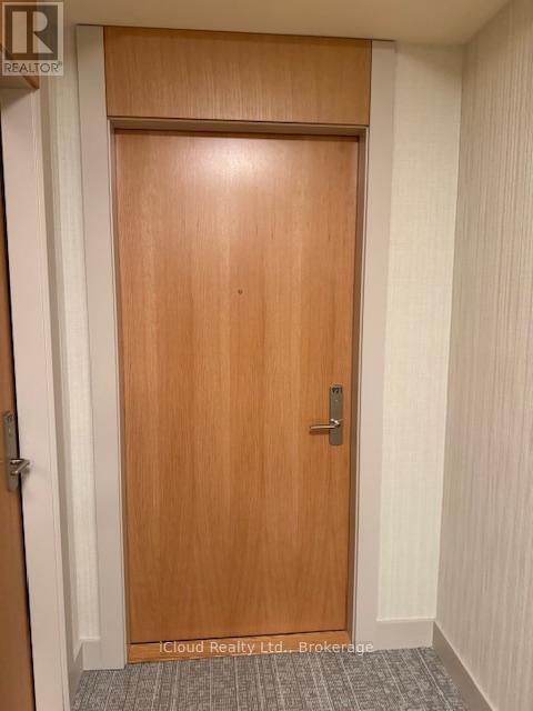 921 - 8960 Jane Street, Vaughan, ON - Indoor Photo Showing Other Room